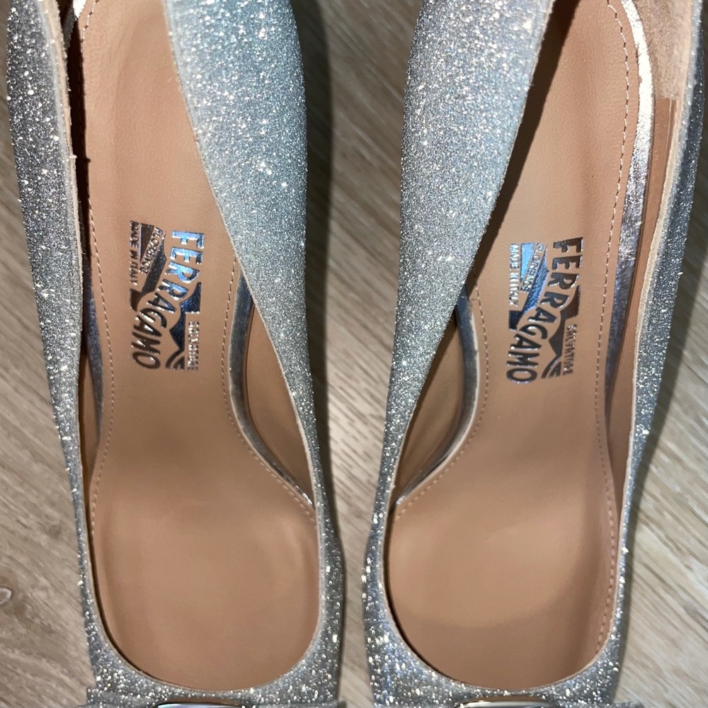 🆕 Salvatore Ferragamo Osimo Glitter Leather Pumps - Picture 6 of 14